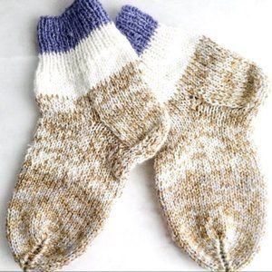 🆕 🧶 Artisan-made woolen socks